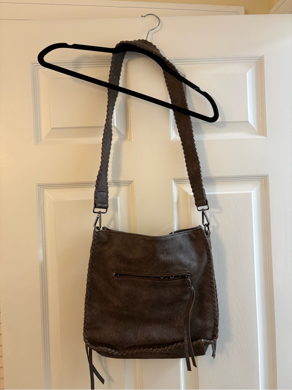 Antik Kraft Brown Crossbody Bag with Whipstitch Strap